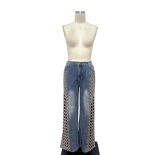 Load image into Gallery viewer, 6533- Lattice Rhinestone Wide Leg Jeans
