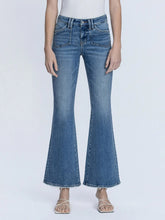 Load image into Gallery viewer, 5868- LOVERVET Low Rise Medium Wash Patch Pocket Flare Jeans
