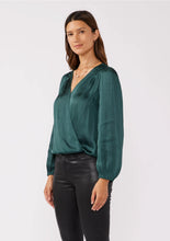 Load image into Gallery viewer, 4712- V-Neck Raglan Sleeve Top-TEAL
