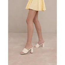 Load image into Gallery viewer, 6139- The Holland | Ivory Pearl Raffia Block Heel Mule
