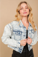 Load image into Gallery viewer, 5946-Acid Washed Shoulder Beading Denim Jacket
