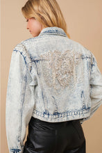 Load image into Gallery viewer, 5946-Acid Washed Shoulder Beading Denim Jacket
