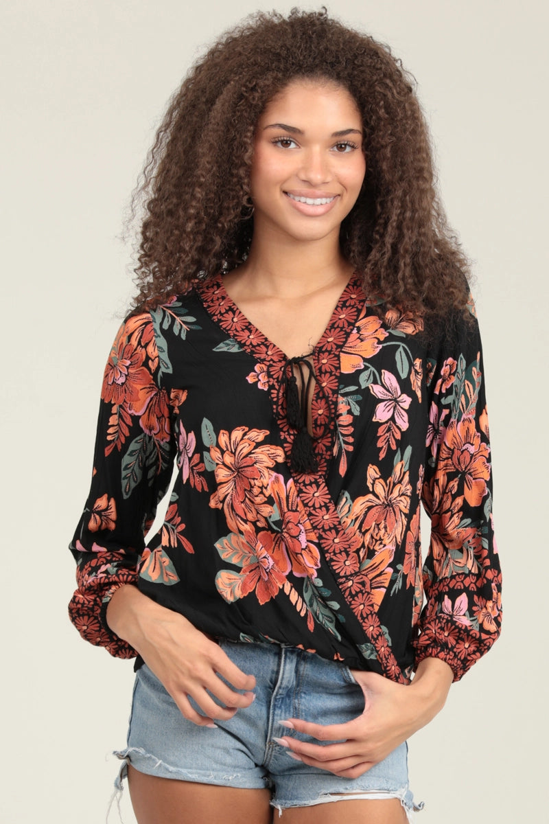 5445- Surplus Neckline Long Sleeve Printed Blouse