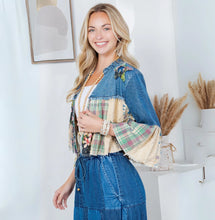 Load image into Gallery viewer, 4539-Tiered Patchwork Denim Cropped Shrug
