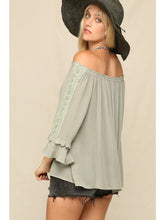 Load image into Gallery viewer, 5152-Lightweight Flowy Top with An Off Shoulder-OLIVE
