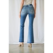 Load image into Gallery viewer, 5754- MICA High Rise Flare with Blocking Detail
