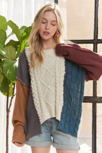 Load image into Gallery viewer, 5775-LONG Sleeves Colorblock Knit Sweater Top
