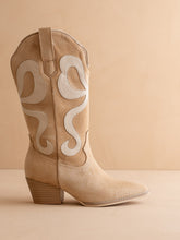 Load image into Gallery viewer, 6584- The Bowie | Almond Western Fall Boot with Cream Inlay
