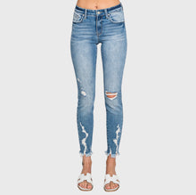 Load image into Gallery viewer, 4138- PETRA153-Distressed Mid Rise Ankle Skinny Jeans w/ Frayed Hem
