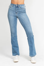 Load image into Gallery viewer, 4533- JUDY BLUE- HW Classic Contrast Wash Bootcut
