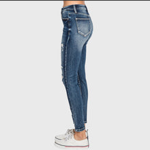 Load image into Gallery viewer, 4137- PETRA153- High Rise Ankle Skinny Jean w/ Destroyed Hem
