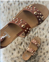 Load image into Gallery viewer, CORKYS MAGNET SANDALS-COGNAC
