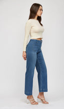 Load image into Gallery viewer, 4708-MICA Super High Rise Wide Leg Cropped
