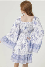 Load image into Gallery viewer, 6081- V Neck Wide Sleeve Floral Print Dress-BLU/WHT
