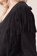 Load image into Gallery viewer, 5521-SUEDE-INSPIRED JACKET WITH FRINGE
