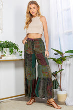 Load image into Gallery viewer, 4536-Retro Revival: Long Flared Patchwork Pants
