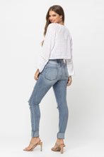 Load image into Gallery viewer, 3832- JUDY BLUE-HIGH WAIST TALL HEAVY DESTROY SKINNY
