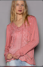 Load image into Gallery viewer, 4267-POL Long sleeve floral lace crochet detail v-neck top -GUAVA
