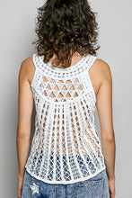 Load image into Gallery viewer, 6062- POL CROCHET HALTER TOP W/ SHELLS-ONE SIZE -WHITE
