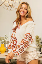 Load image into Gallery viewer, 4900-GRANNY SQUARE SLEEVES V-NECK SWEATER
