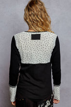 Load image into Gallery viewer, 5814- POL V Neck Lace Trim Thermal Knit Top-BLACK
