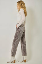 Load image into Gallery viewer, 6723- Washed Corduroy Trousers-WASHED CHOCO
