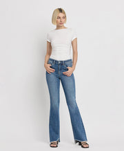 Load image into Gallery viewer, 4525- VERVET-BELLA HR Slant Hem Flare Jeans
