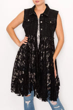 Load image into Gallery viewer, 5372-Cropped Denim Vest with Lace -BLACK
