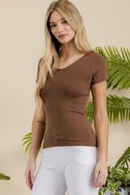 Load image into Gallery viewer, 6500- YELETE Seamless Reversible V-Neck Short Sleeve Top-OS
