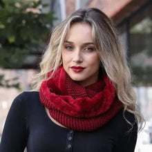 Load image into Gallery viewer, 5606- Knit Sherpa Lining Knit Infinity Scarf
