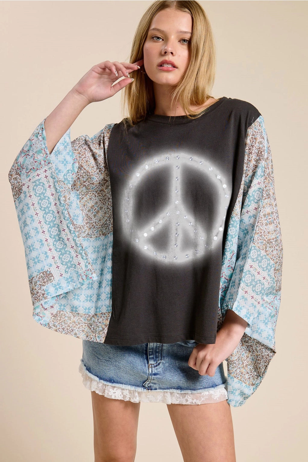 5529-Puff' Brush Peace Graphic Boho Poncho Top-BLACK