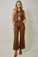 Load image into Gallery viewer, 6662- Eyelet Embroidered Denim Pants-BROWN
