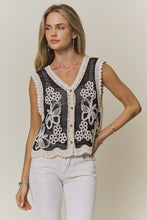 Load image into Gallery viewer, 6337-  Boho Floral Butterfly Crochet Vest Top

