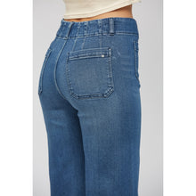 Load image into Gallery viewer, 4708-MICA Super High Rise Wide Leg Cropped
