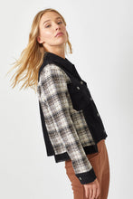 Load image into Gallery viewer, 5764-Plaid Sleeve Corduroy Jacket
