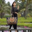 Load image into Gallery viewer, S-2531-MYRA-BLACK FERN WEEKENDER BAG
