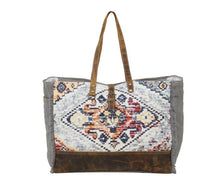 Load image into Gallery viewer, S-2561- MYRA-DREAMY AFFAIR WEEKENDER BAG
