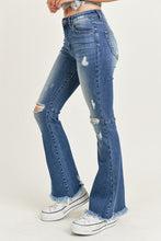 Load image into Gallery viewer, 3139-RISEN HIGH RISE DISTRESSED RAW HEM FLARE
