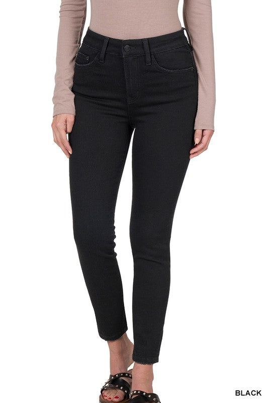 1958- HIGH-RISE ANKLE SKINNY BLACK DENIM PANTS