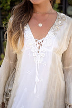 Load image into Gallery viewer, 3182-DIPDYE BELL FLORAL SHELL SEQUIN NECKLINE TUNIC
