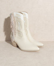 Load image into Gallery viewer, 3281-Western, Pointed, Ankle Bootie with side Fringes
