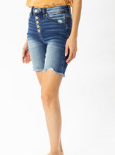 Load image into Gallery viewer, KAN CAN #640- BUTTON FLY DENIM SHORTS
