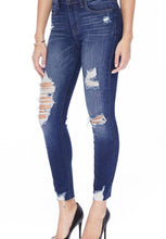Load image into Gallery viewer, EUNINA #85-101 -Clara 9732DK Clara high rise skinny crop DARK WASH
