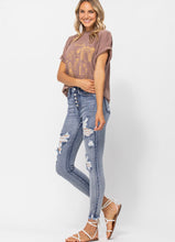 Load image into Gallery viewer, 3003- HI-WAIST BUTTONFLY BLEACH SPLASH SKINNY
